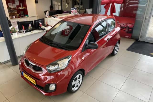 Kia Picanto (2012) thumbnail 2