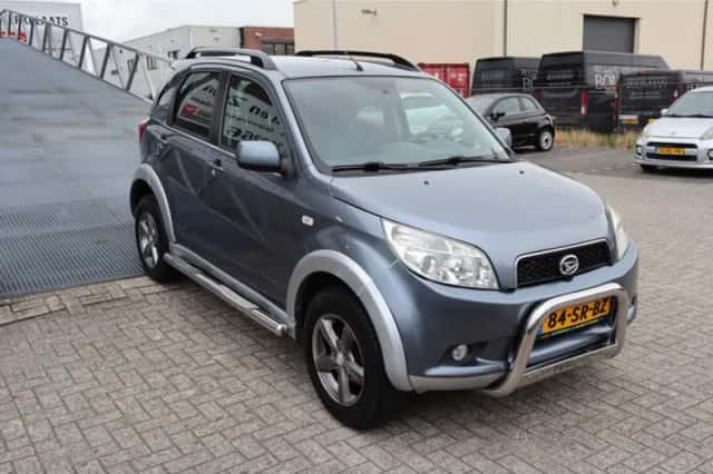Daihatsu Terios (2006) thumbnail 5