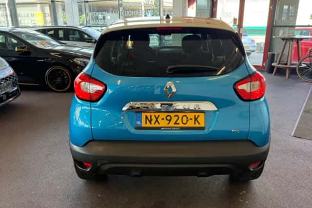 Renault Captur (2015) thumbnail 6