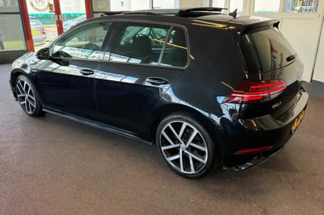 Volkswagen Golf (2017) thumbnail 6