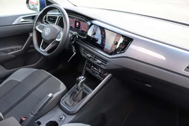 Volkswagen Polo (2024) thumbnail 2