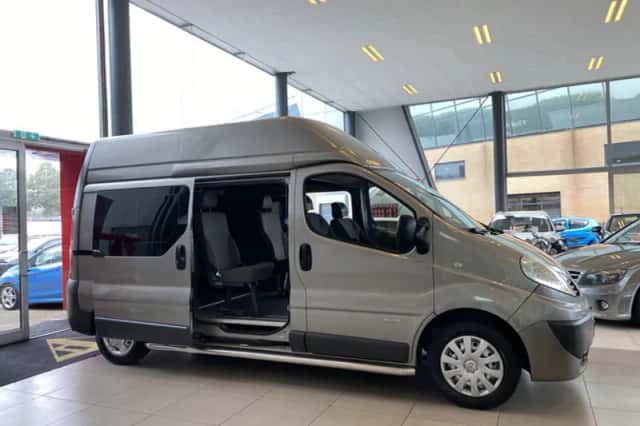 Renault Trafic (2010) thumbnail 5