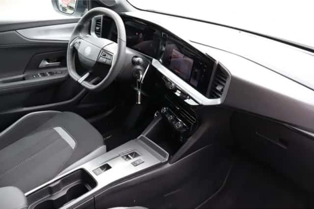 Opel Mokka (2025) thumbnail 2