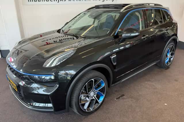 Lynk & Co 01 (2023) thumbnail 4