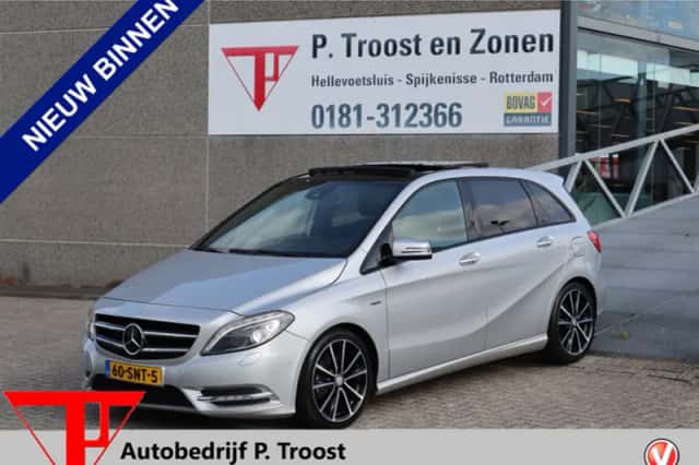 Mercedes-Benz B-Klasse (2011) thumbnail 1