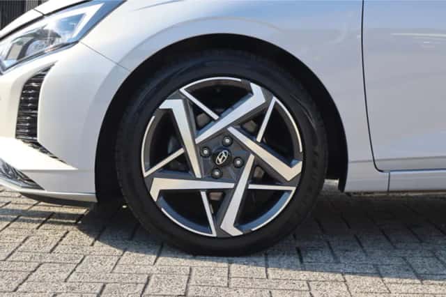 Hyundai i20 (2025) thumbnail 4