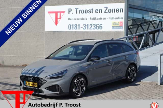 Hyundai i30 (2025) thumbnail 1