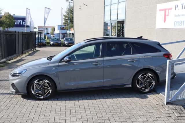 Hyundai i30 (2025) thumbnail 3