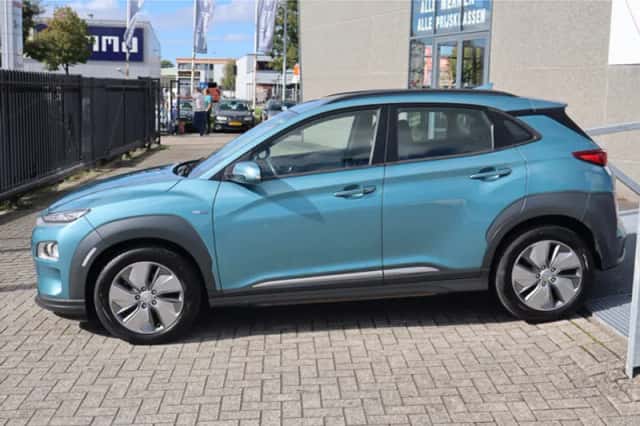 Hyundai Kona (2020) thumbnail 4