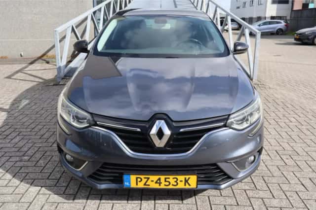 Renault Mégane (2017) thumbnail 5