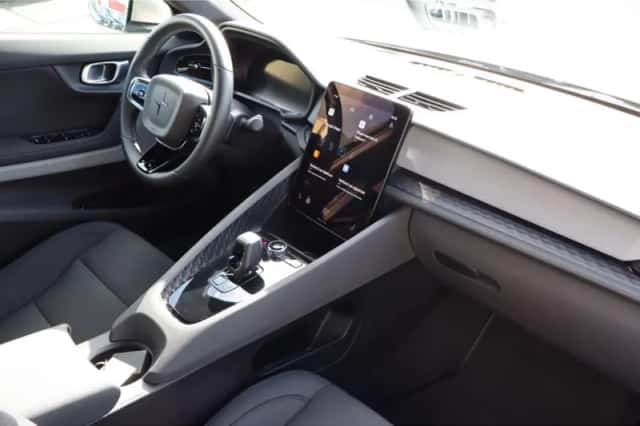 Polestar 2 (2022) thumbnail 2