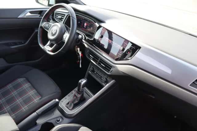 Volkswagen Polo (2020) thumbnail 2