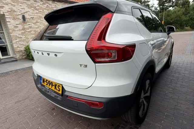 Volvo XC40 (2018) thumbnail 5