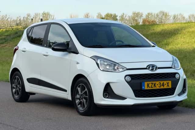 Hyundai i10 (2018) thumbnail 3