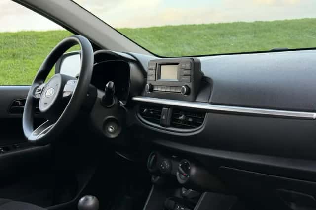 Kia Picanto (2017) thumbnail 6