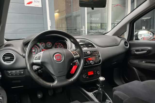 Fiat Punto Evo (2013) thumbnail 5