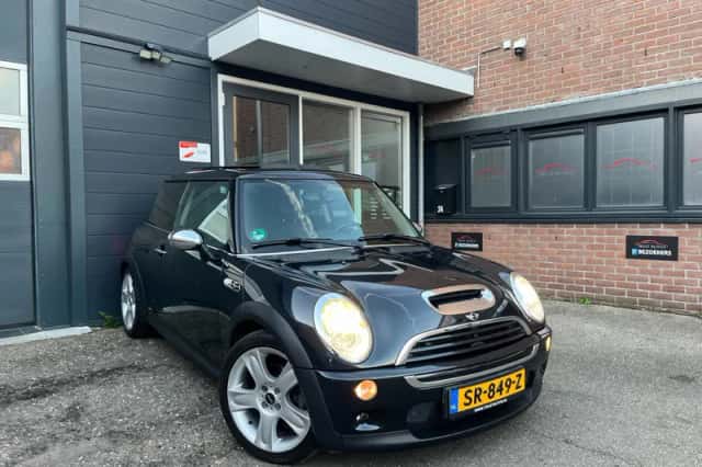 MINI Cooper (2007) thumbnail 1