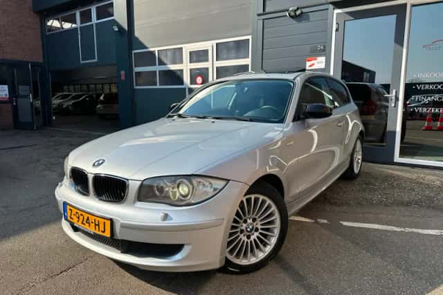 BMW 1-Serie (2009) thumbnail 5