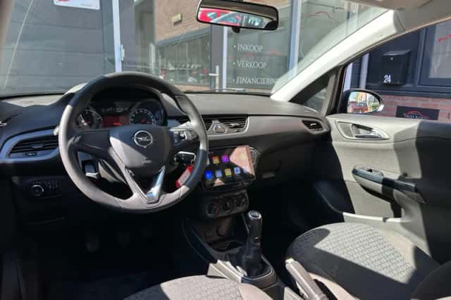 Opel Corsa (2015) thumbnail 6