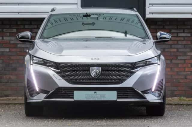 Peugeot 308 (2022) thumbnail 1