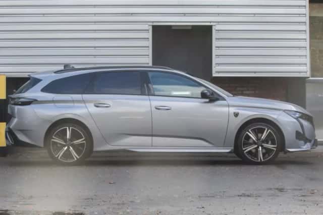 Peugeot 308 (2022) thumbnail 5