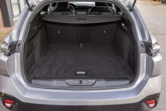 Peugeot 308 (2022) thumbnail 6