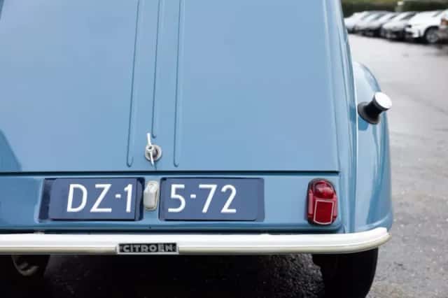 Citroën 2CV (1960) thumbnail 6