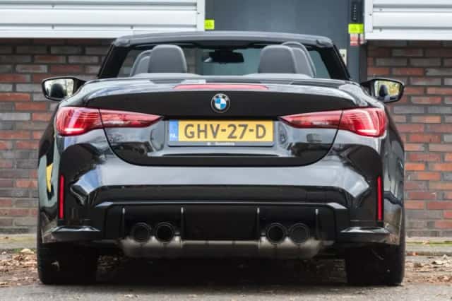 BMW M4 (2024) thumbnail 5