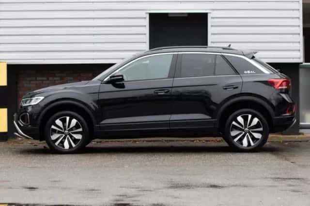 Volkswagen T-Roc (2025) thumbnail 3