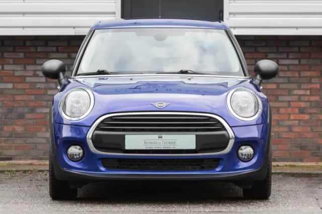 MINI One (2019) thumbnail 1