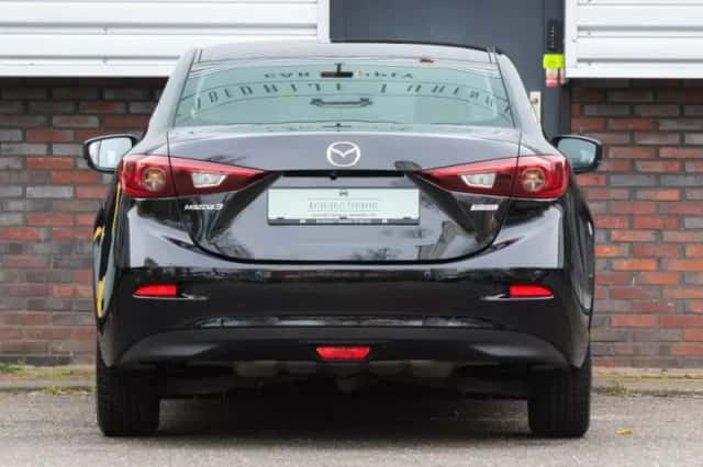Mazda 3 (2019) thumbnail 4