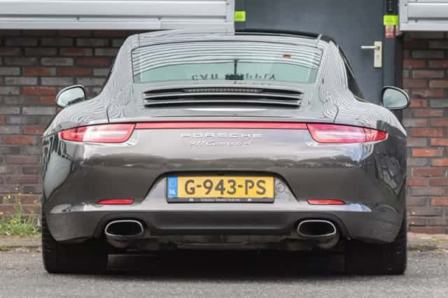 Porsche 911 (2015) thumbnail 4
