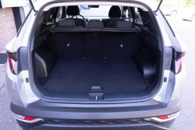 Hyundai Tucson (2023) thumbnail 5