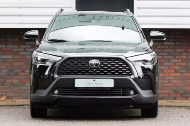 Toyota Corolla Cross (2025) thumbnail 1