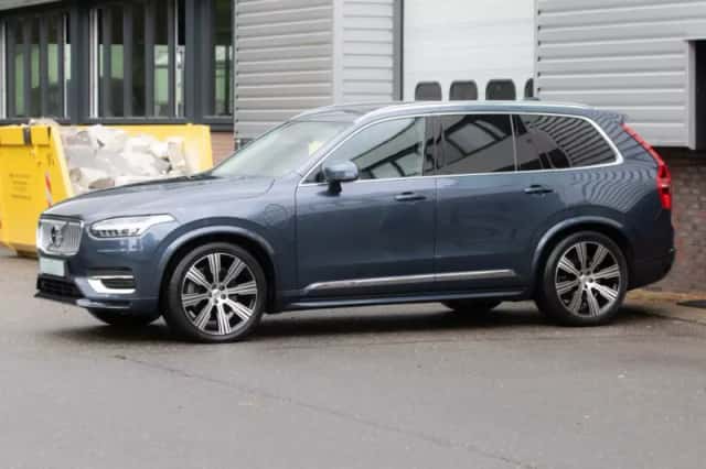 Volvo XC90 (2021) thumbnail 2