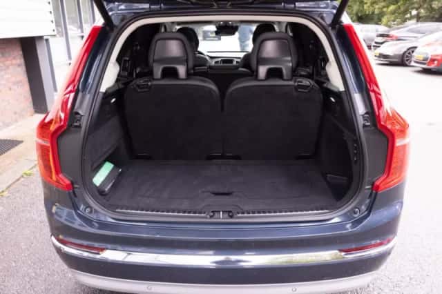 Volvo XC90 (2021) thumbnail 5
