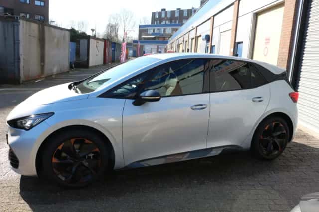 CUPRA Born (2022) thumbnail 5