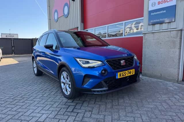 SEAT Arona (2025) thumbnail 1