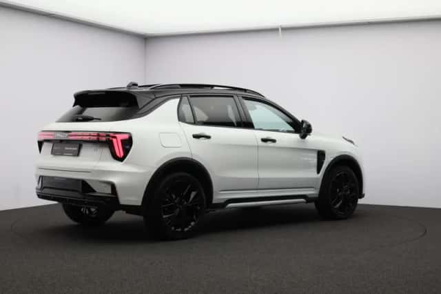 Lynk & Co 01 (2026) thumbnail 2