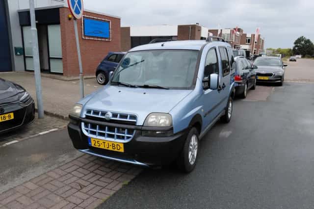 Fiat Doblò (2006) thumbnail 1