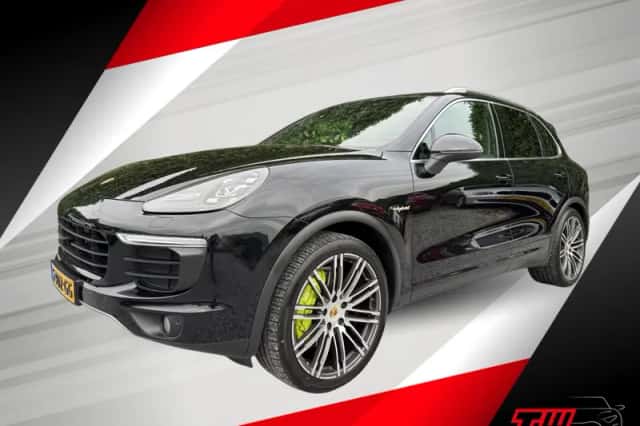 Porsche Cayenne (2017) thumbnail 1