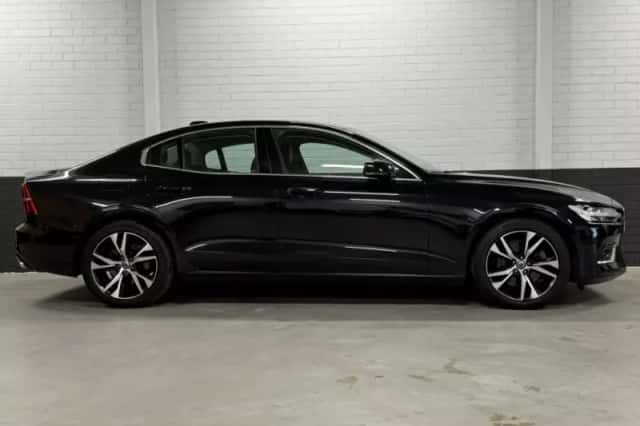 Volvo S60 (2021) thumbnail 4
