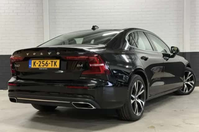 Volvo S60 (2021) thumbnail 5