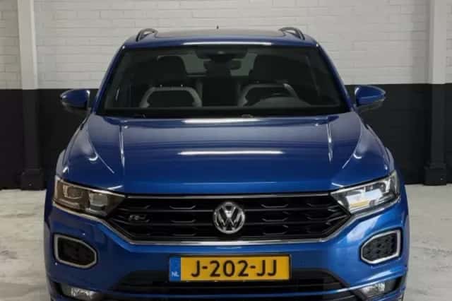 Volkswagen T-Roc (2019) thumbnail 6