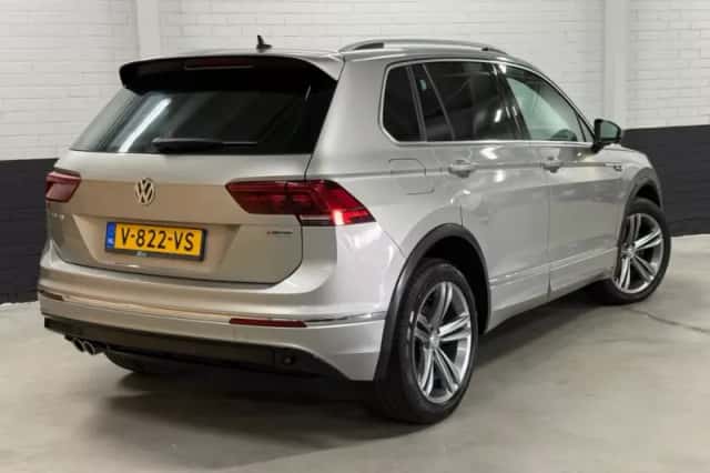 Volkswagen Tiguan (2019) thumbnail 6
