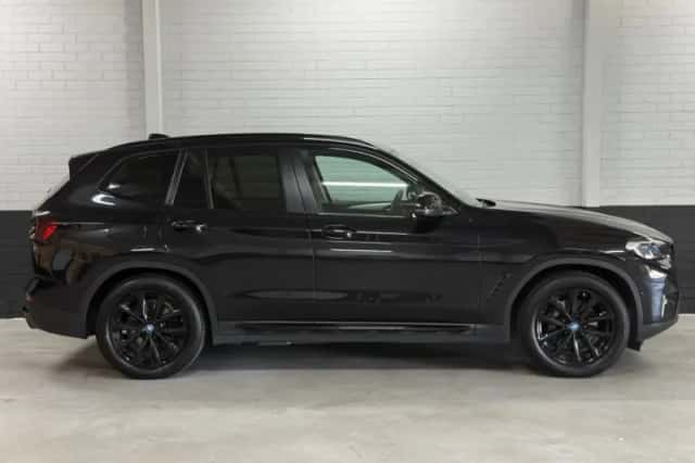 BMW X3 (2021) thumbnail 2