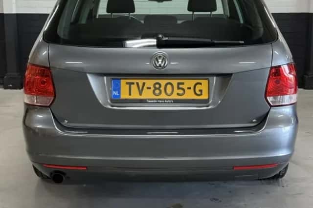 Volkswagen Golf (2011) thumbnail 6