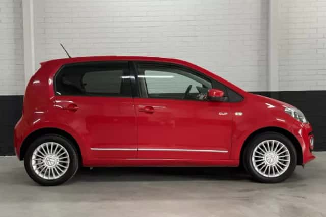 Volkswagen Up! (2013) thumbnail 5