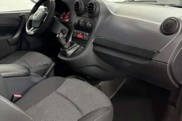 Mercedes-Benz Citan (2017) thumbnail 2