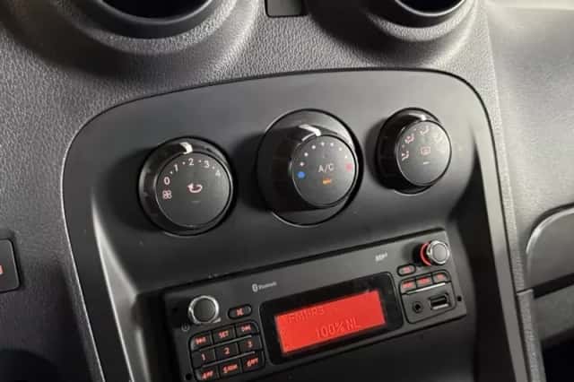 Mercedes-Benz Citan (2017) thumbnail 3